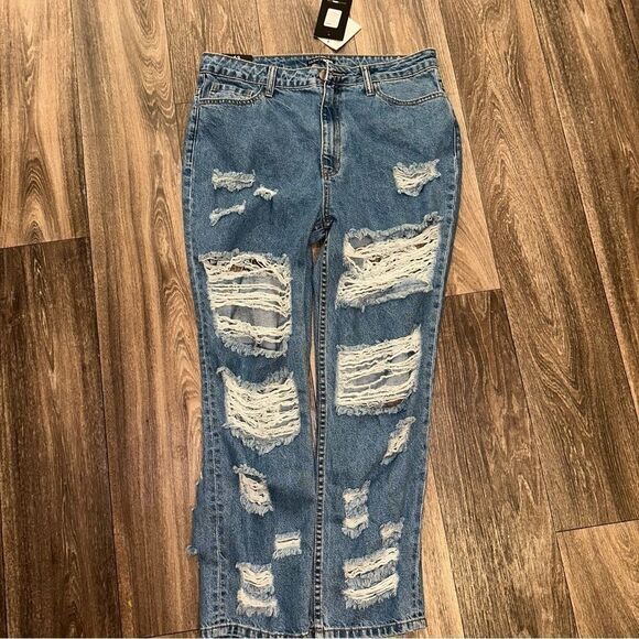 Fashion Nova Get Ready Distressed Boyfriend Jeans NWT SZ 13 - Picture 4 of 11